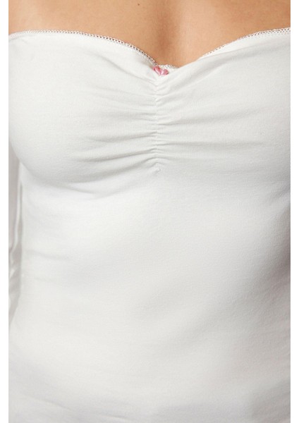 Stil Kadın Büzgü Drape ve Aksesuar Detaylı Dar Kalıp Boy Bluz Regular Örme Slim Kalıp fiyatları