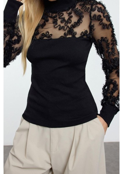 Stil Kadın Tül Garni Detaylı Fitted Vücuda Oturan Fitilli Esnek Bluz Regular Örme Slim Kalıp