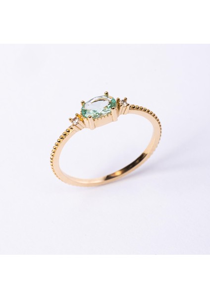 Gümüş Yüzük - Gümüş Yüzük - Oval Kesim Green Topaz Taşlı Yan Zirkon Taşlarla Süslenmiş 925 Ayar Gümüş Yüzük fırsatları