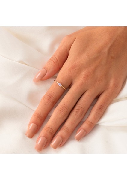 Gümüş Yüzük - Gümüş Yüzük - 0.50 Karat Oval Sade Minimal Pembe Kuvars 925 Ayar Tektaş Gümüş Yüzük indirimleri