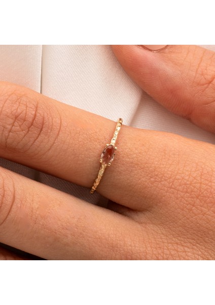 Gümüş Yüzük - Gümüş Yüzük - Zultanit Taşlı El Yapımı Dövülü Minimal Tasarım Tektaş 925 Ayar Gümüş Yüzük fırsatları