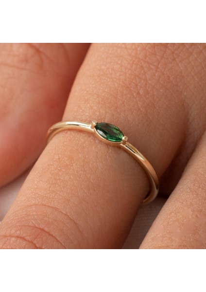 Altın Yüzük - Altın Yüzük - Zümrüt Taşlı Minimal Tasarım Tektaş Kadın 14 Ayar Altın Yüzük modelleri