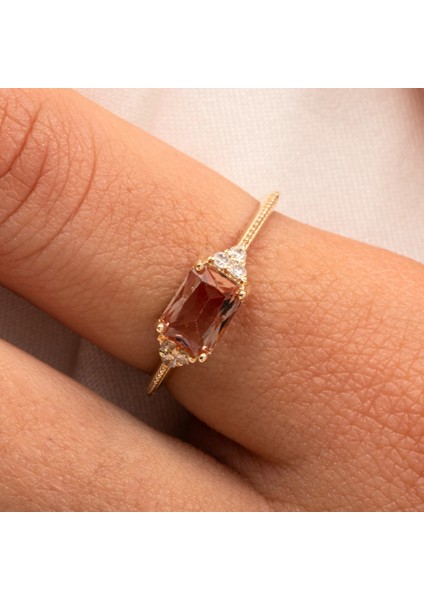 Altın Yüzük - 14 Ayar Altın Oval Zümrüt Kesim Zultanit Taşlı Evlilik Teklifi Yüzüğü fiyatları