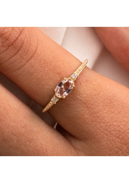 Altın Yüzük - Altın Yüzük - Oval Kesim Morganit Taşlı Yan Zirkon Taşlarla Süslenmiş 14 Ayar Altın Yüzük fiyatları