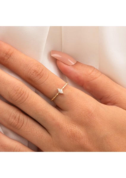 Altın Yüzük - Altın Yüzük - Signity (Swarovski) Taşlı El Yapımı Dövülü Eskitme Minimal 14 Ayar Altın Yüzük indirimleri