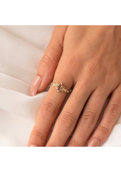 Altın Yüzük - 0.50 Karat Love Zultanit Taşlı Prenses 14 Ayar Altın Evlilik Teklifi Yüzüğü