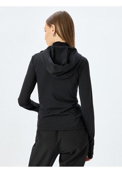 Kapüşonlu Slim Fit Dikiş Detaylı Yumuşak Tuşe Spor Sweatshirt Interlok
