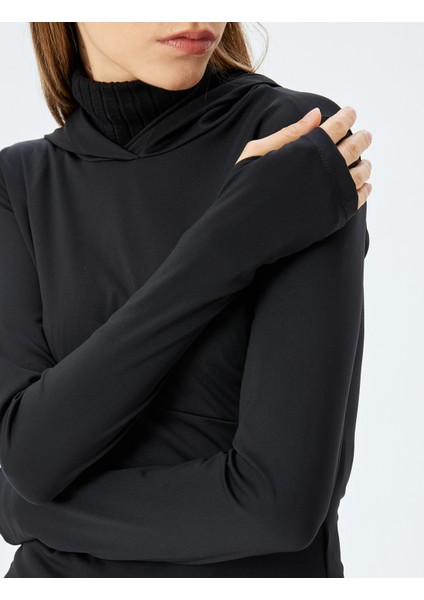 Kapüşonlu Slim Fit Dikiş Detaylı Yumuşak Tuşe Spor Sweatshirt Interlok