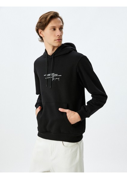 Kapşonlu Kanguru Cepli Pamuk Karışımlı Atatürk Sweatshirt modelleri