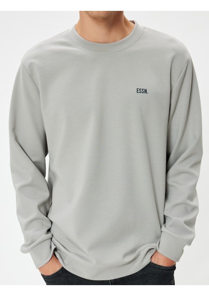 Bisiklet Yaka Sweatshirt Minimal Baskılı Basic Interlok Kumaş Pamuk Karışımlı indirimleri