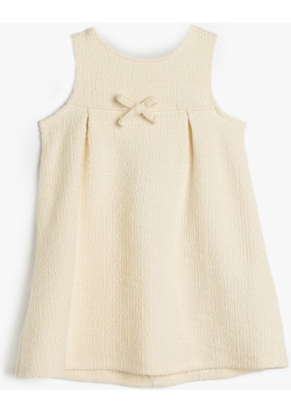 Elbise Yuvarlak Yaka Kolsuz Fiyonk Detaylı