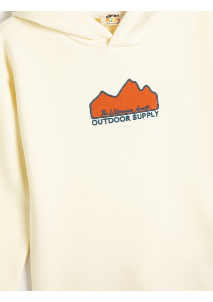 Uzun Kollu Kapşonlu Sweatshirt Baskı Detaylı modelleri