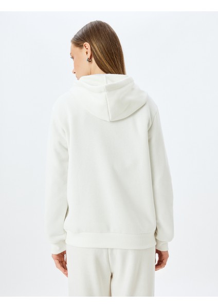 Basic Kapüşonlu Kanguru Cepli Rahat Kalıp Sweatshirt