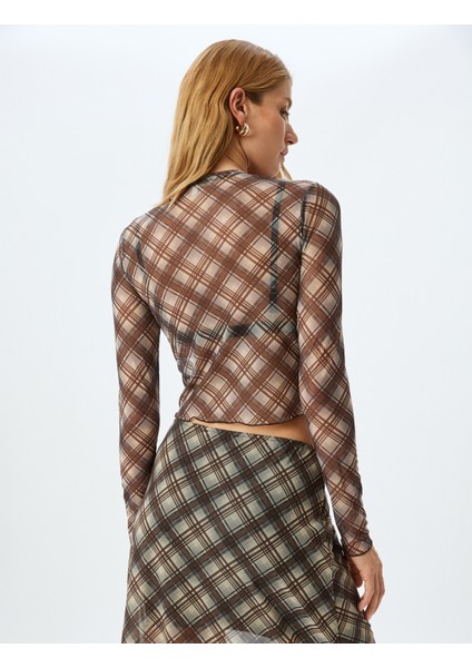 Uzun Kollu Bisiklet Yaka Slim Fit Transparan Tül Ekose Crop Tişört fırsatları