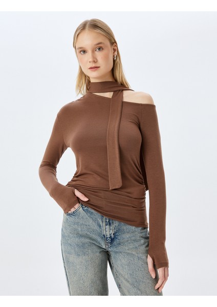 Uzun Kollu Asimetrik Yaka Bağlama Detaylı Slim Fit Tişört modelleri