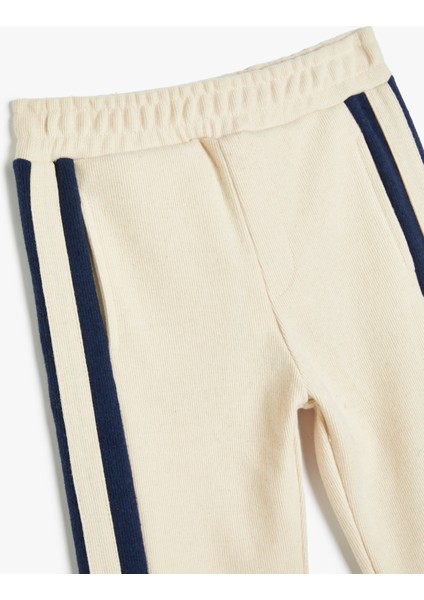 Eşofman Altı Renk Bloklu Beli Lastikli Rahat Kesim modelleri