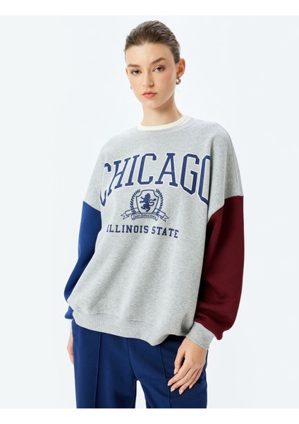 Renk Bloklu Uzun Kollu Bisiklet Yaka Baskılı Oversize Sweatshirt