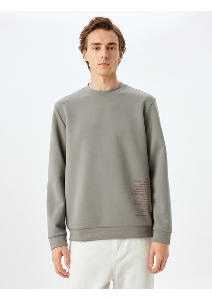 Bisiklet Yaka Pamuk Karışımlı Atatürk Baskılı Sweatshirt modelleri