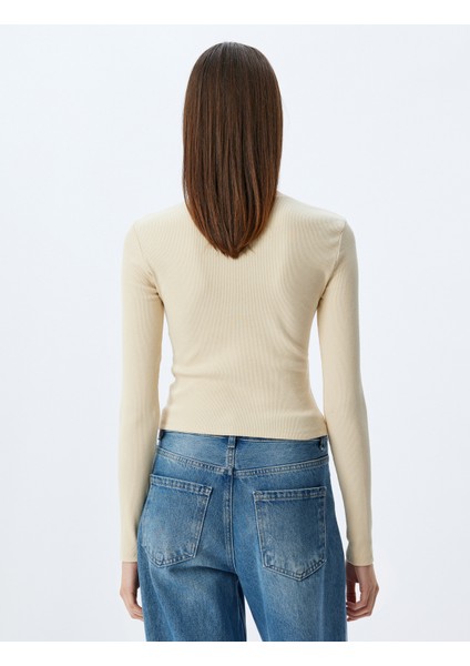 Kolej Nakışlı Bisiklet Yaka Uzun Kollu Pamuklu Tişört fırsatları