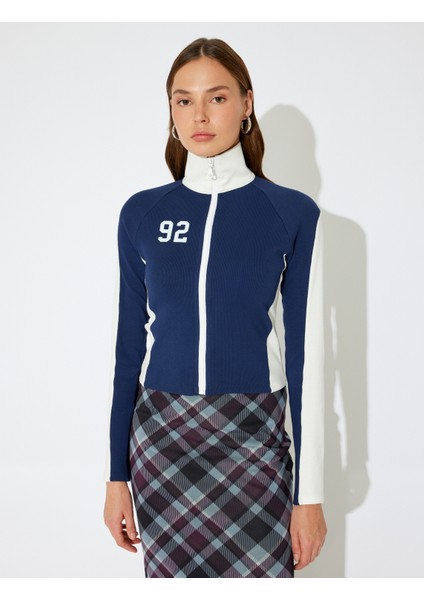 x Inji - Fermuarlı Dik Yaka Renk Bloklu Kolej Baskılı Uzun Kollu Slim Fit Tişört modelleri