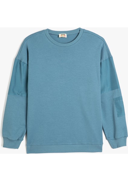 Sweatshirt Uzun Kollu Bisiklet Yaka Cep Detaylı Pamuklu
