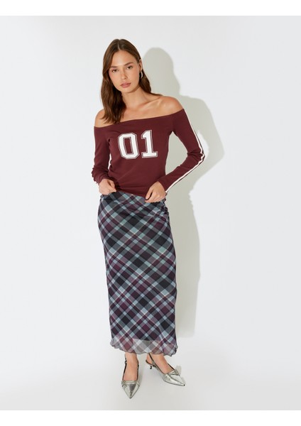 x Inji - Fitilli Kayık Yaka Kolej Baskılı Biyeli Uzun Kollu Slim Fit Tişört