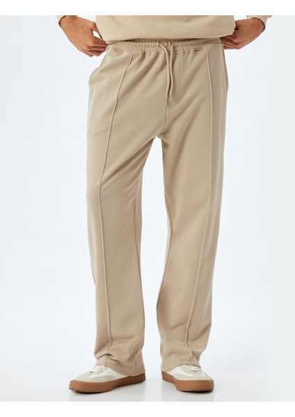 Eşofman Altı Beli Bağcıklı Cepli Dikiş Detaylı Pamuklu modelleri