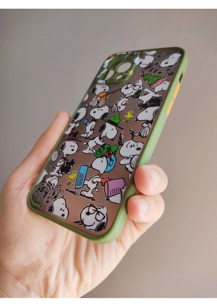 iPhone 12 Pro Uyumlu Kamera Korumalı Karışık Snoopy Tasarım Tuşları Renkli Kamera Korumalı Hux Kılıf modelleri