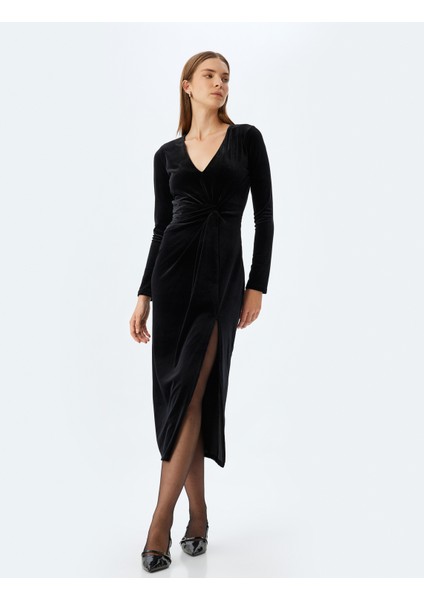 Uzun Kadife Elbise Slim Fit V Yaka Uzun Kollu Yırtmaç Detaylı