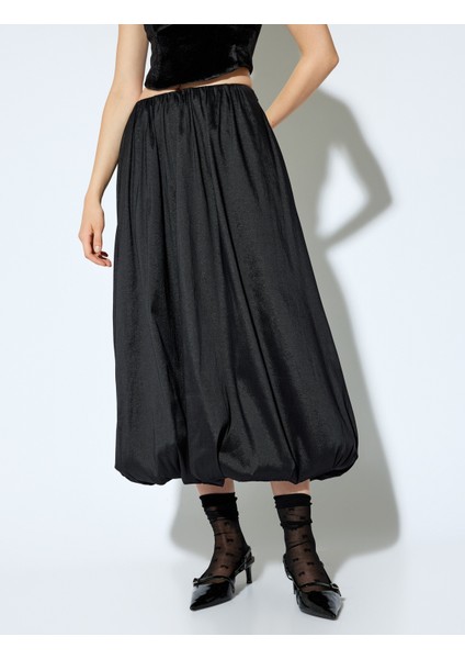 x Melis Ağazat - Standart Bel Oversize Uzun Saten Balon Etek modelleri