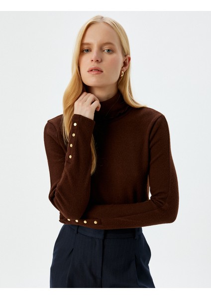 Balıkçı Yaka Body Yumuşak Dokulu Uzun Kollu Manşetleri Düğme Detaylı