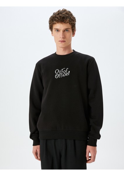 Pamuk Karışımlı Bisiklet Yaka Slogan Baskılı Sweatshirt