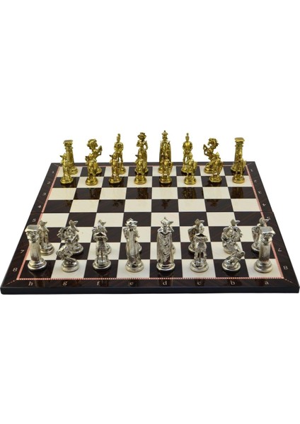 Battal Boy Metal Ingiliz Satranç Takımı Parlak ve Katlanır Ceviz Desenli Mdf Satranç Tahtası (43X43 Cm.)