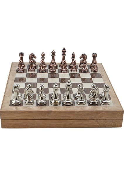 Metal Klasik Satranç Takımı Antik ve Rustik Desenli Mdf Sandıklı Satranç Tahtası (36X36X6 Cm.)