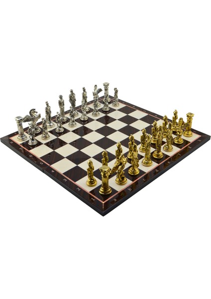 Battal Boy Metal Pegasus Satranç Takımı Parlak ve Katlanır Ceviz Desenli Mdf Satranç Tahtası (43X43 Cm.) fırsatları
