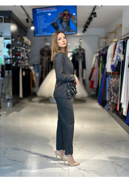 Füme Fırfırlı Takım