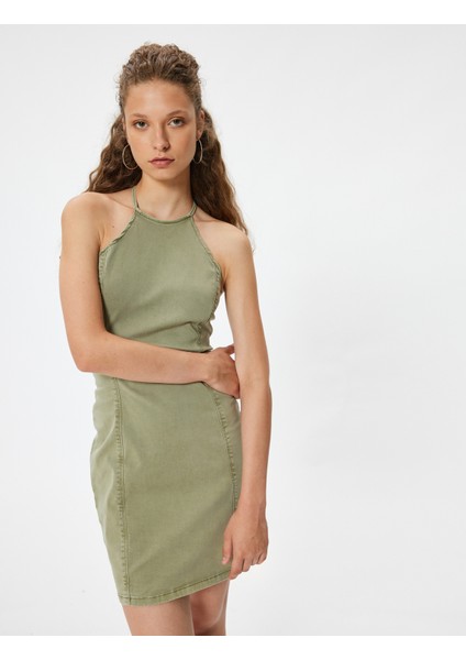 Halter Yaka Elbise Mini Kolsuz Dikiş Detaylı Slim Fit