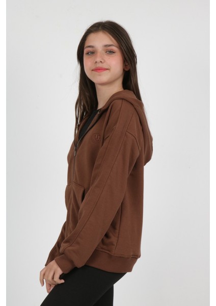 Kız Çocuk Nakışlı Hırka modelleri