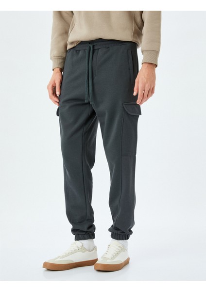 Beli Bağcıklı Pamuk Karışımlı Şardonlu Kargo Cepli Eşofman Altı modelleri