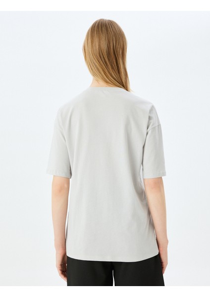 Anime Baskılı Oversize Bisiklet Yaka Kısa Kollu Tişört fırsatları