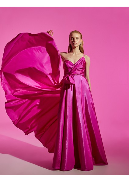 Fiyonk Detaylı Tek Omuz Uzun Abiye Elbise modelleri