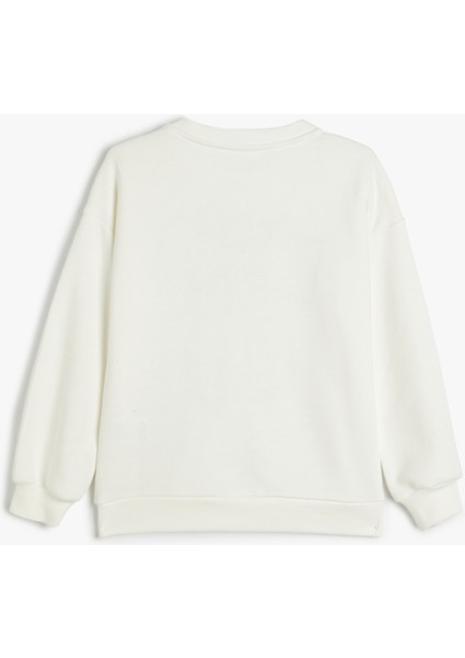 Yılbaşı Temalı Pullu Payetli Fiyonk Detaylı Sweat fırsatları