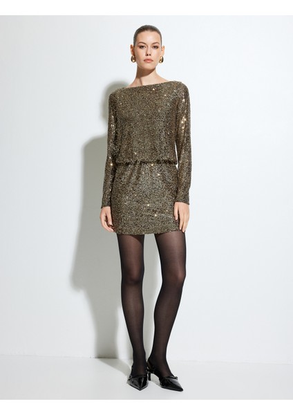 Pullu Payetli Kayık Yaka Uzun Kollu Mini Sırt Detaylı Abiye Elbise modelleri