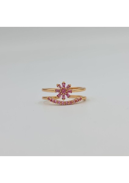 Gold Çiçek Detaylı Taşlı Zarif Kadın Yüzük