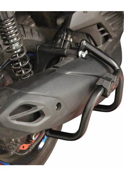 Yamaha NMAX 125 / 155 2021-2024 Uyumlu Egzoz Koruma Demiri Siyah