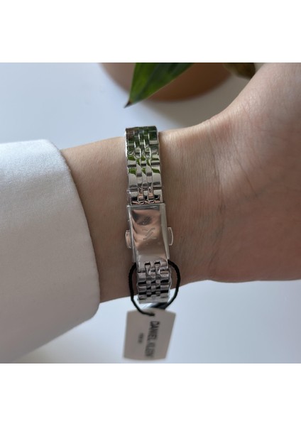 DK.1.13871-1 Kadın Kol Saati fırsatları