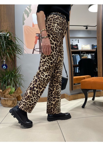 Leopar Kadın Slim Straight Pantolon fırsatları