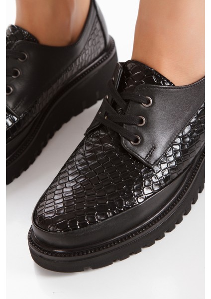 Iç Dış Hakiki Deri Krokodil Desenli Ortopedik Bağcıklı Kadın Ayakkabı modelleri