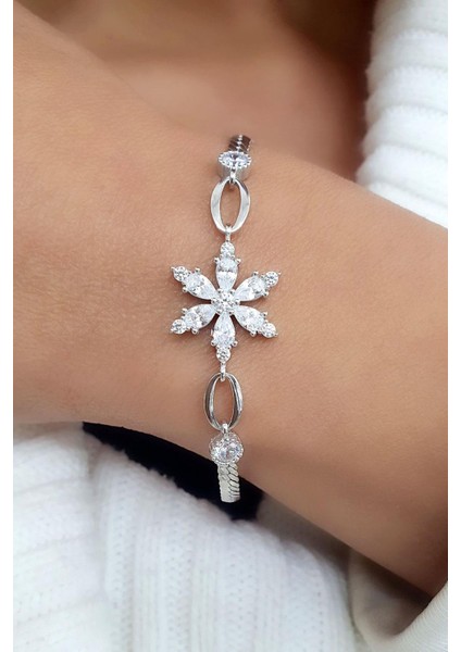 Lotus Çiçeği Figürlü 925 ayar Gümüş Trend Bileklik fiyatları