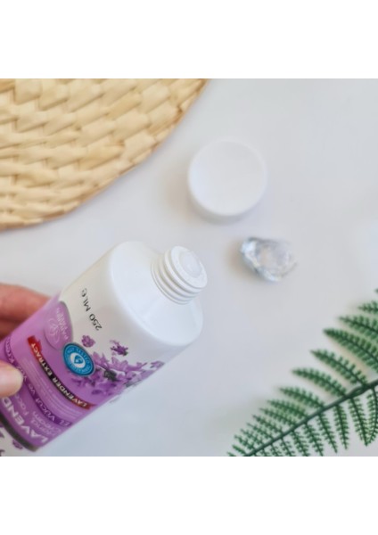 Lavanta Yağlı Cilt Besleme ve Nemlendirici Yoğun El, Yüz ve Vücut Kremi 250 ml